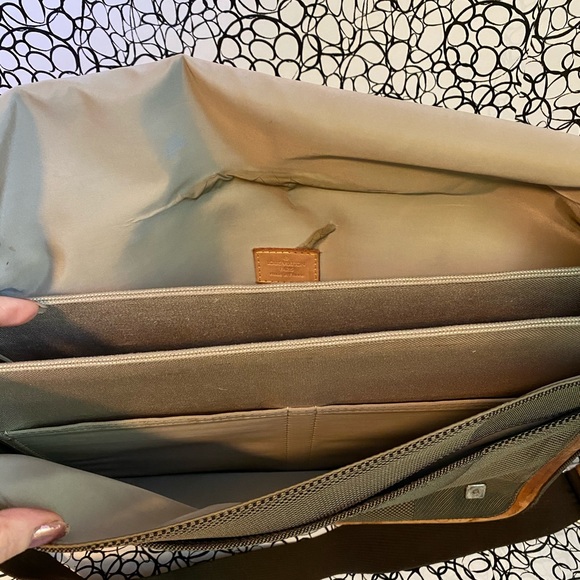 Louis Vuitton Damier Jean companion unisex handbag - Picture 3 of 16